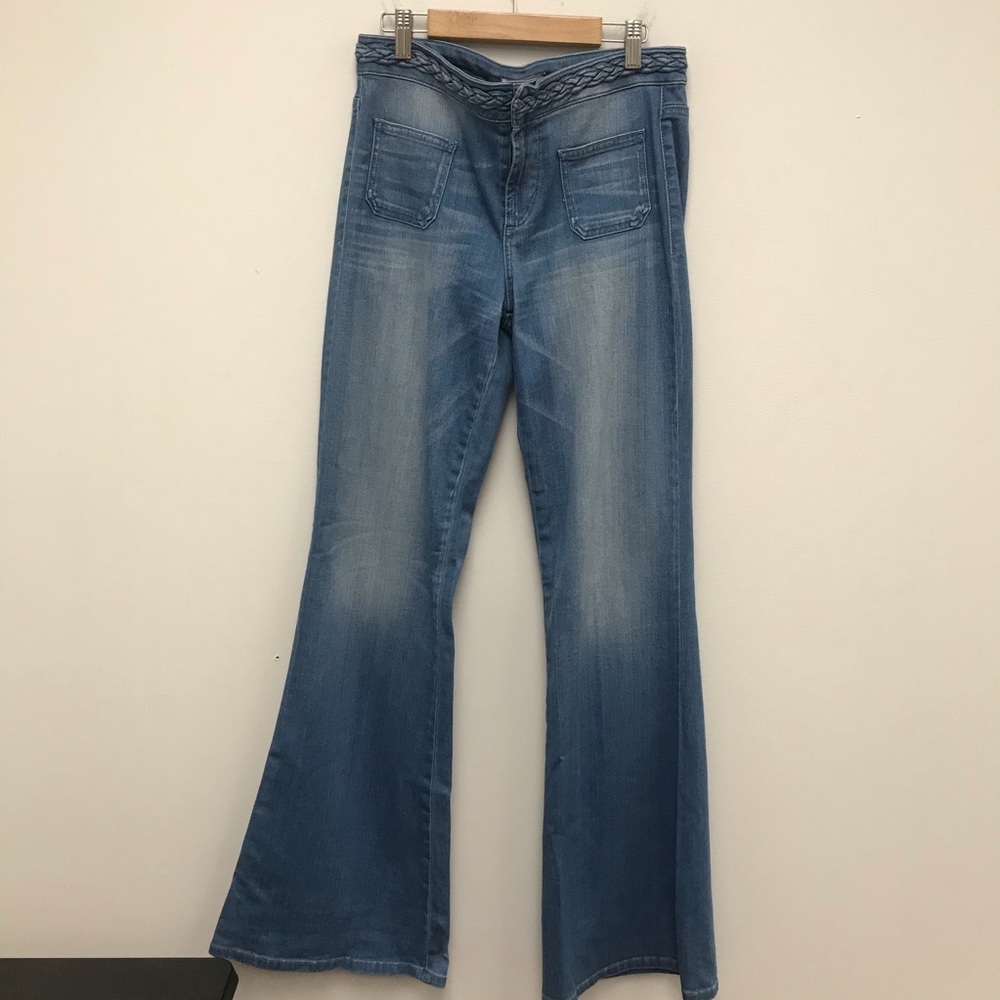 Unique Guess Jeans
